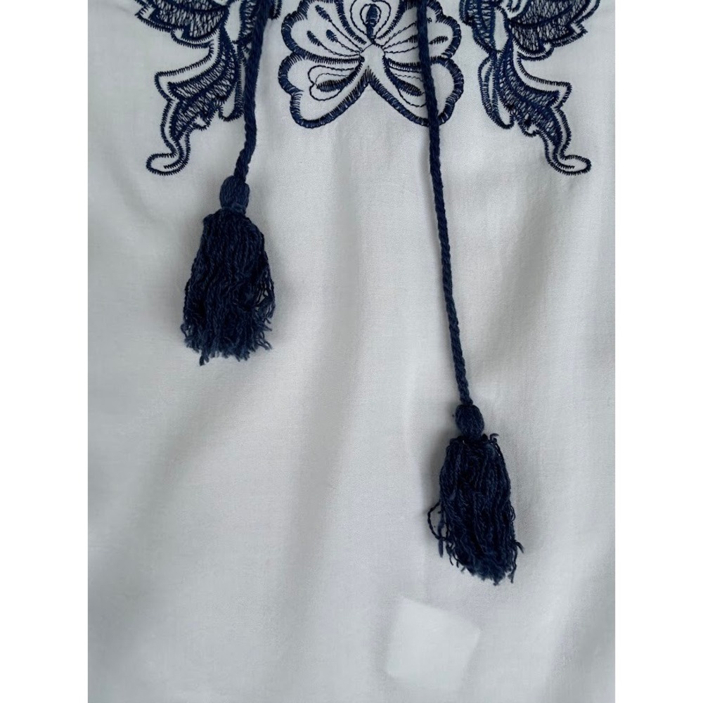 Yasiqi Fashion Womens White Navy Blue Floral Embroidered Fringe Poncho One Size - Picture 3 of 9